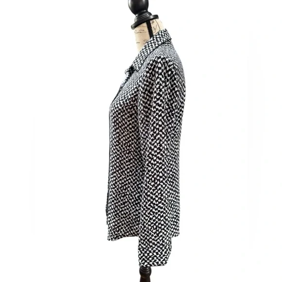 Theory Black and White Houndstooth Blouse Women’s Size Medium - Picture 3 of 9